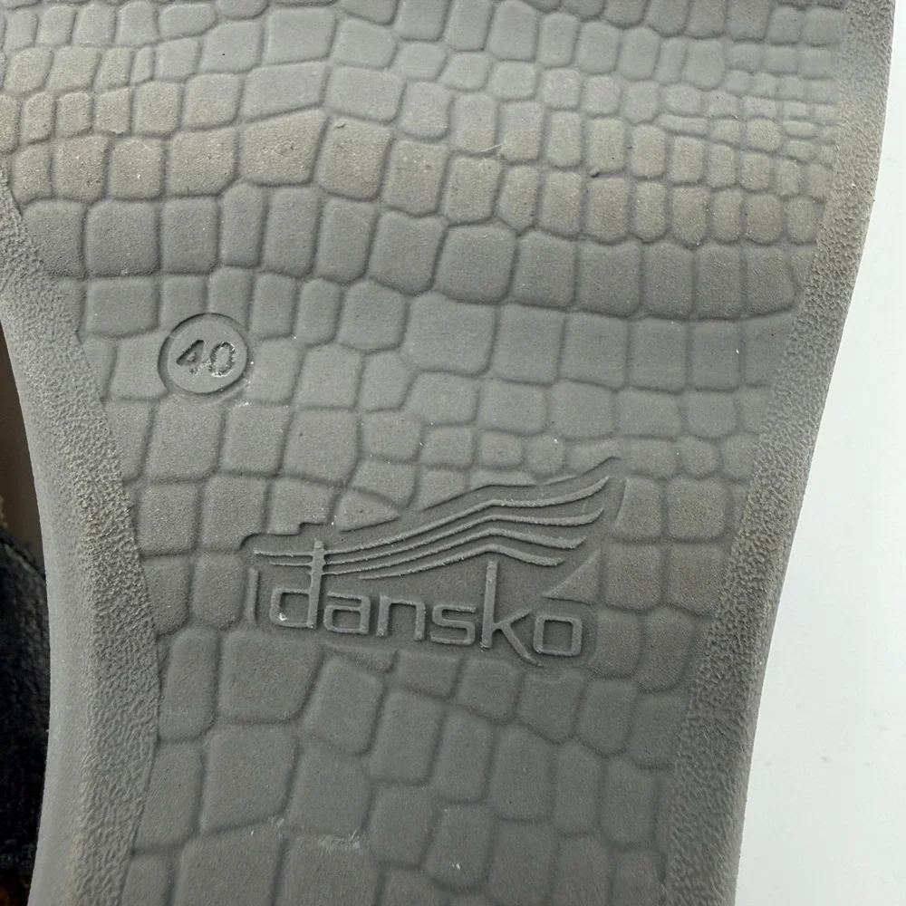 Dansko **teeny mark